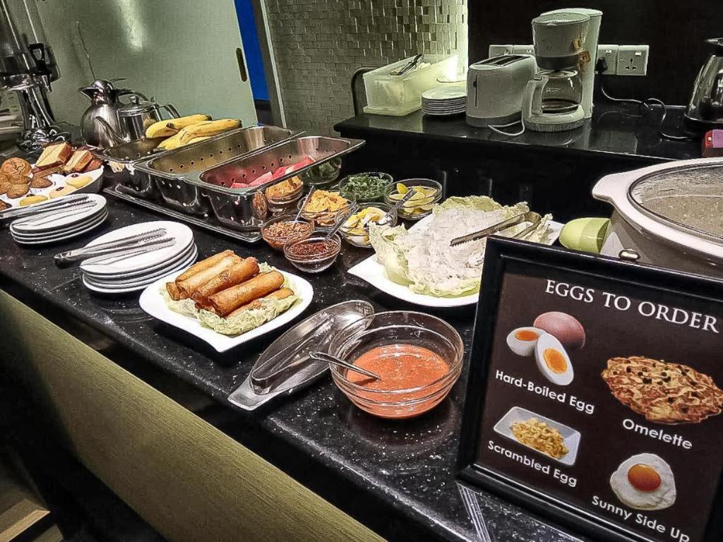 Clover City Center Plus Hotel Yangon Dış mekan fotoğraf